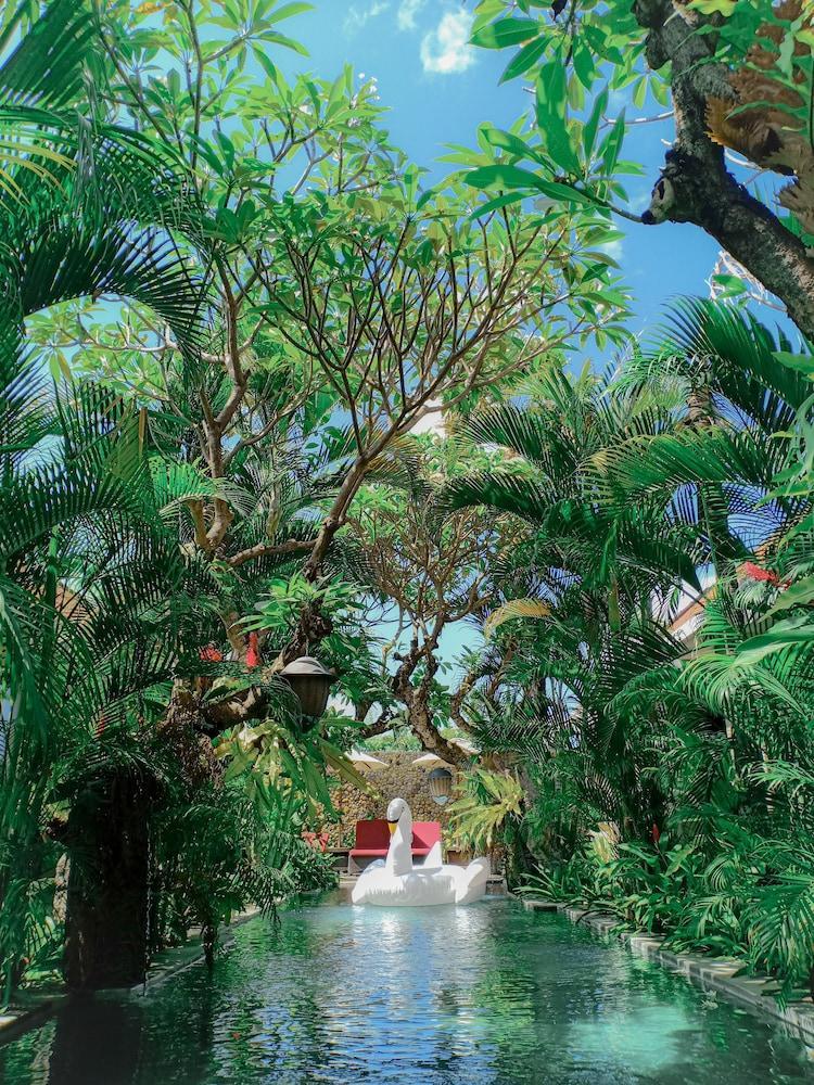 Uma Karan Hotel Kuta  Ngoại thất bức ảnh