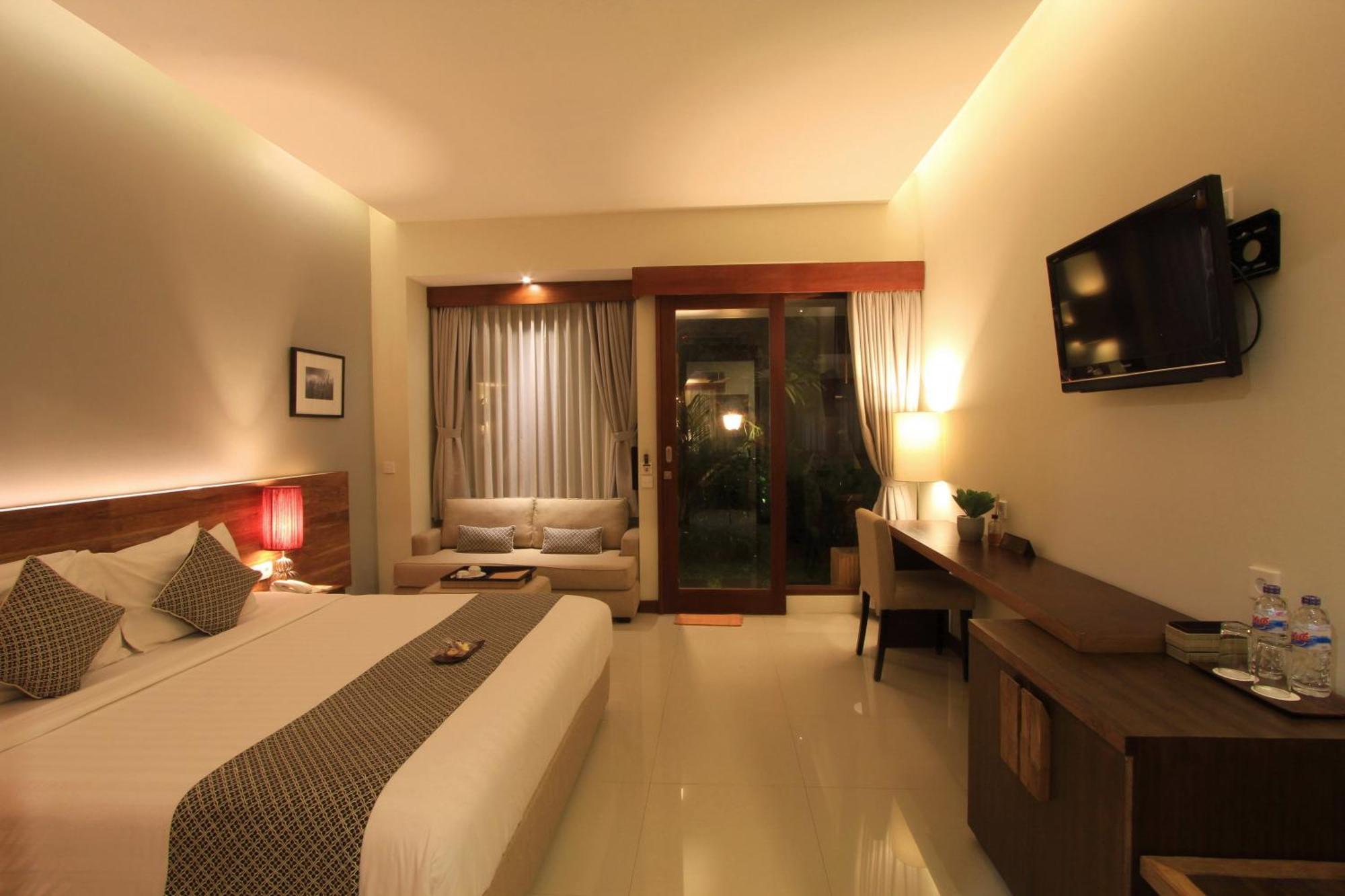 Uma Karan Hotel Kuta  Ngoại thất bức ảnh
