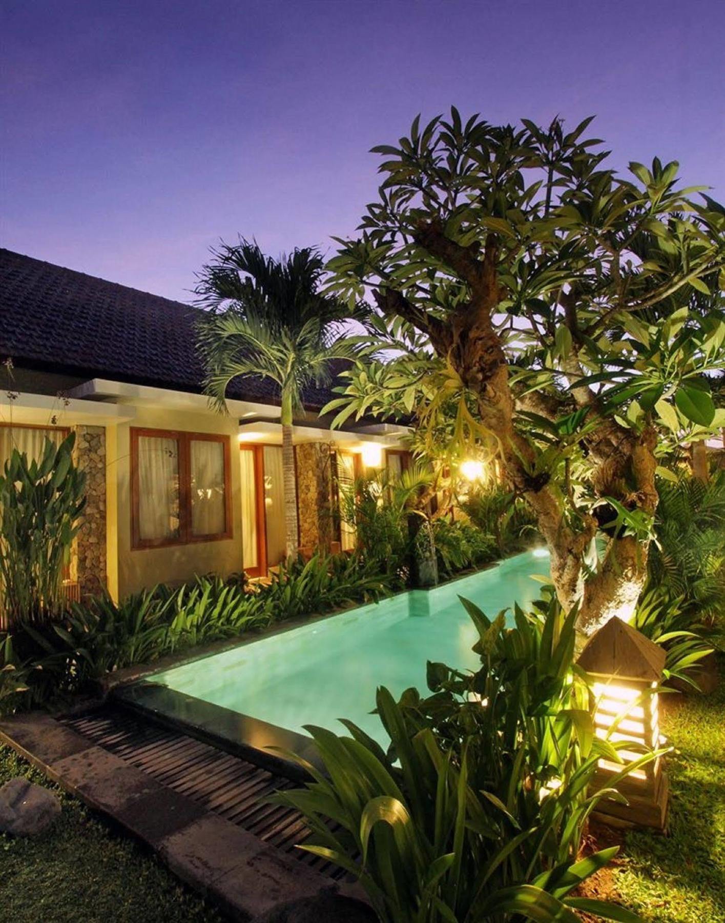 Uma Karan Hotel Kuta  Ngoại thất bức ảnh