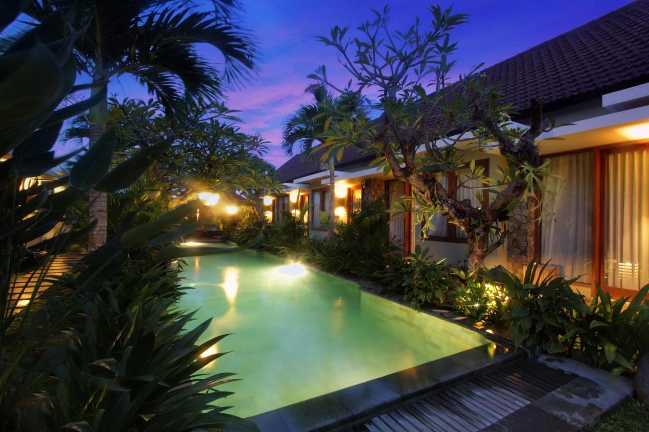 Uma Karan Hotel Kuta  Ngoại thất bức ảnh